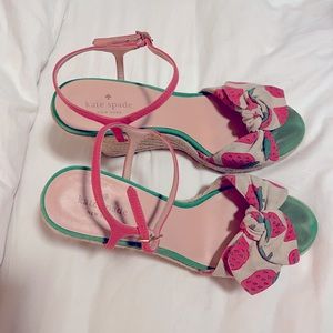 Kate Spade Strawberry Wedges Size 9